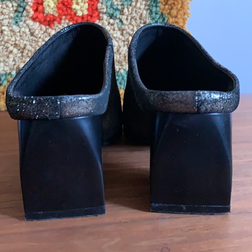 Intentionally Blank Silver Metallic Square Heel Mules Size 39 - Picture 6 of 9